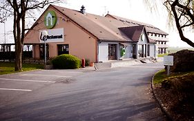 Campanile Villejust - za Courtaboeuf